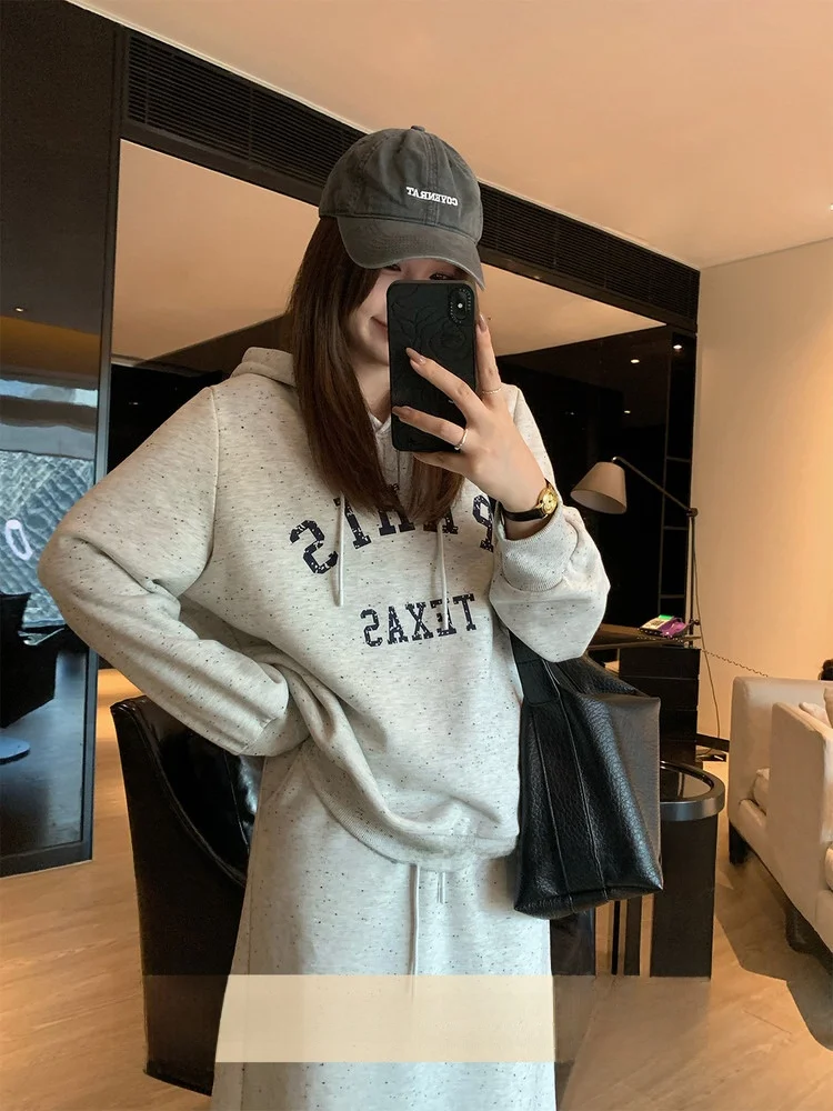 

plus Size Faionable Hoodie Skirt Set Casual Loose Fit Long Sve Sweatirt with mid High Waist Skirt for Plump Sister