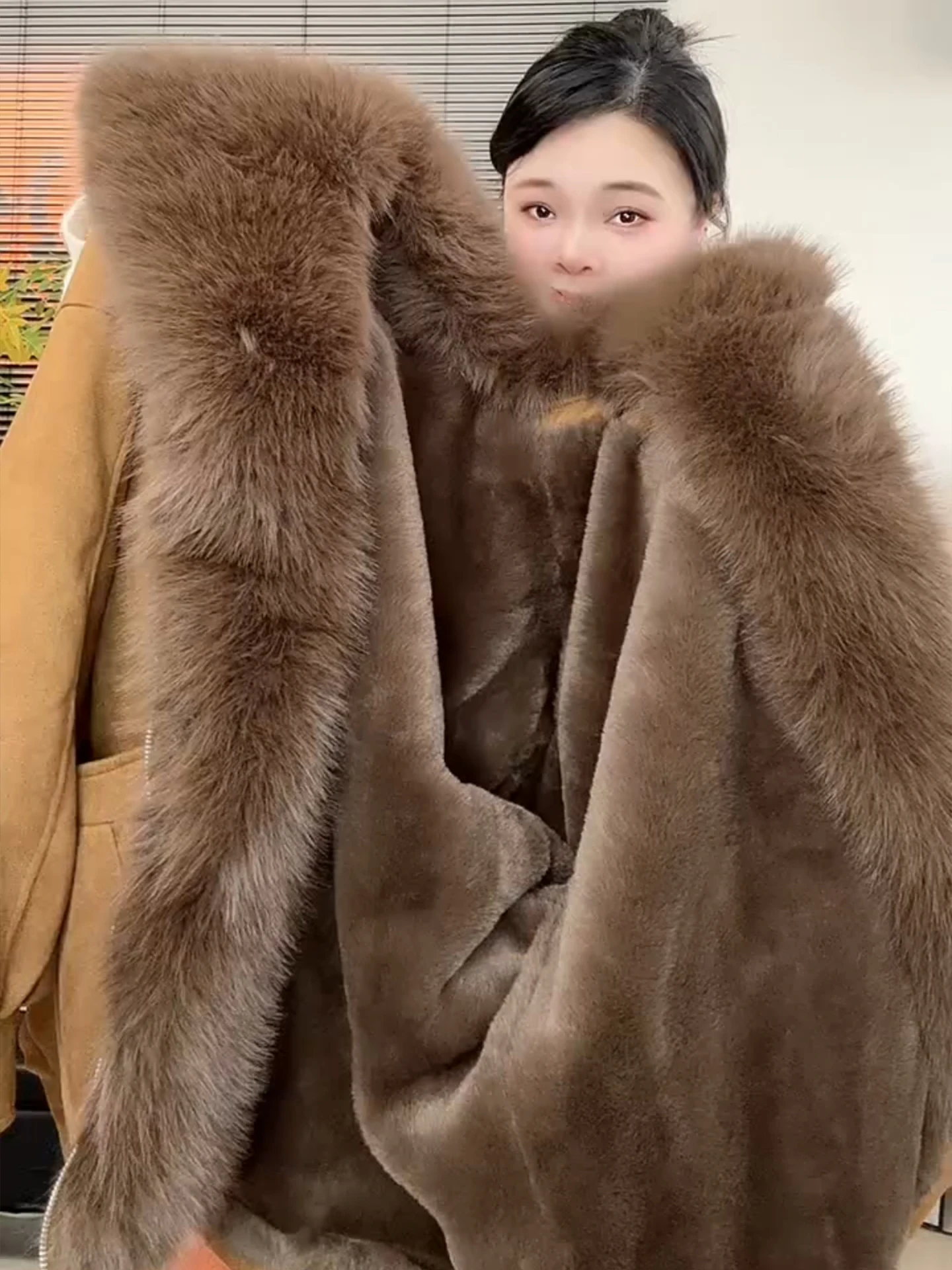 

Ретро-пальто из замши женское зимнее свободного кроя с пушистым воротником, средней длины, универсальное, стройнящее, с завышенной талией, для повседневной носки, длинное...