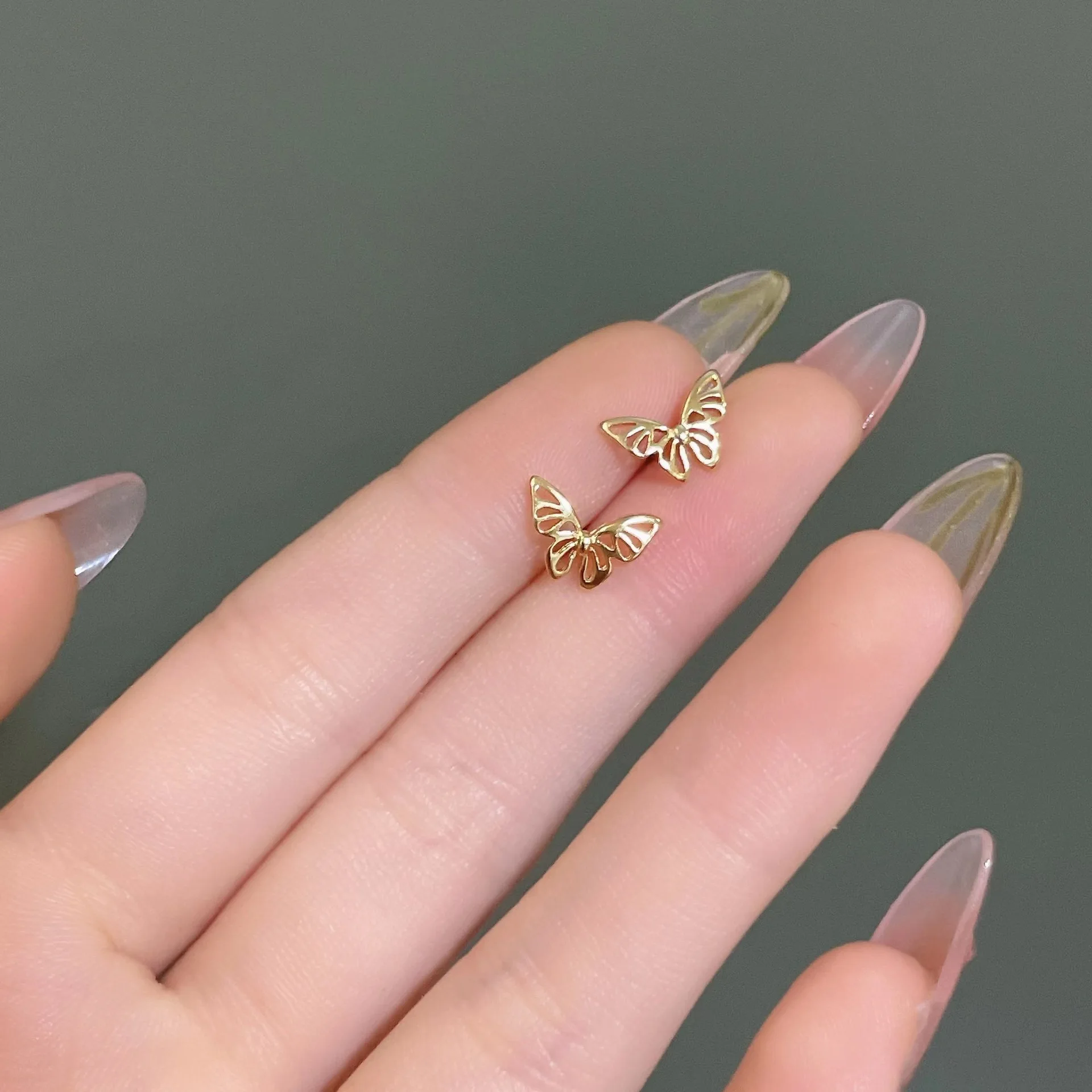 Mooie kleine oorbellen piercings vleugel hart Stud Oorbellen voor vrouwen goud kleur 925 zilveren naalden oor Stud sieraden voor tiener cadeau