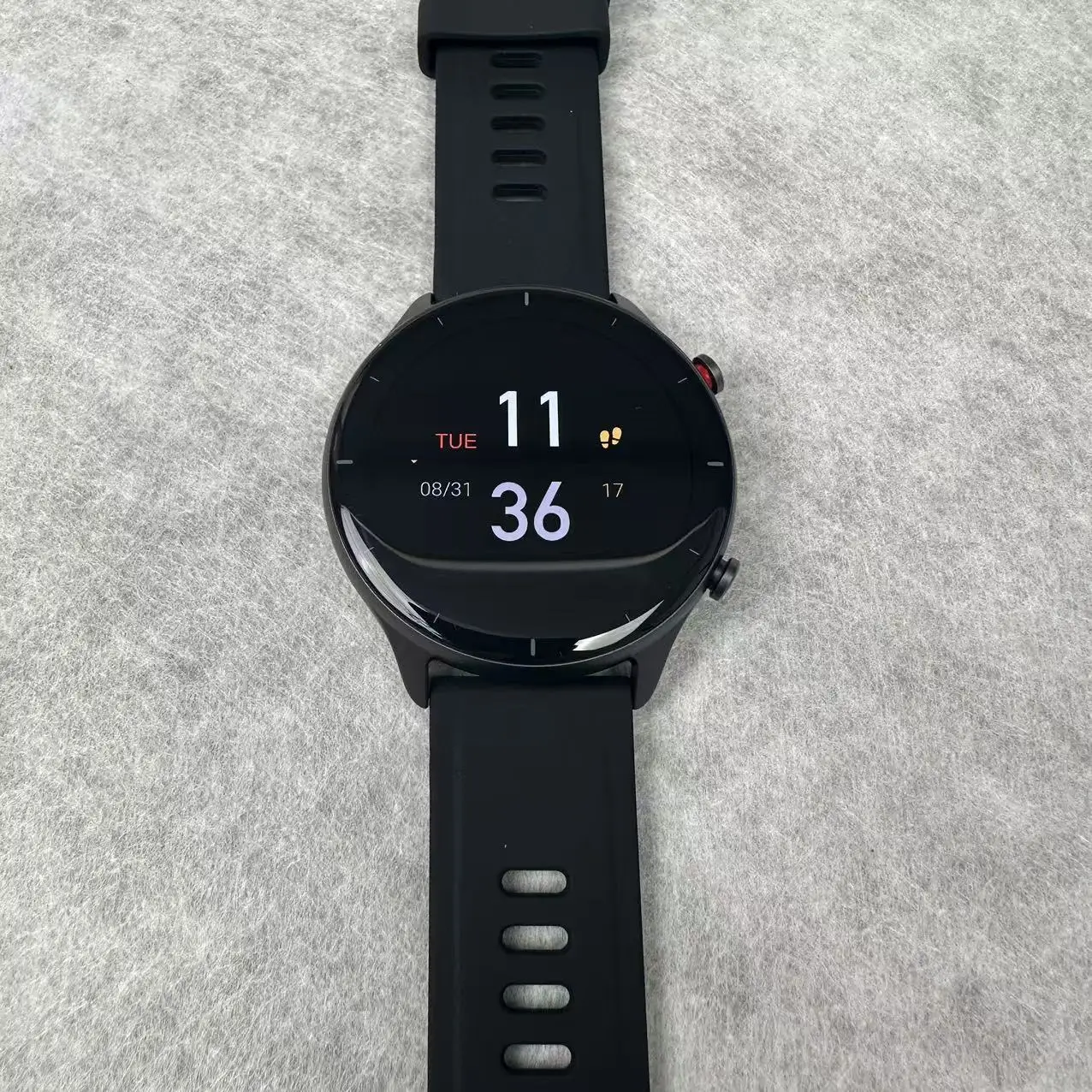 GTR 2e A2023(Used second hand)smartwatch Outdoor sports/heart rate/pedometer /GPS/ Bluetooth touch screen