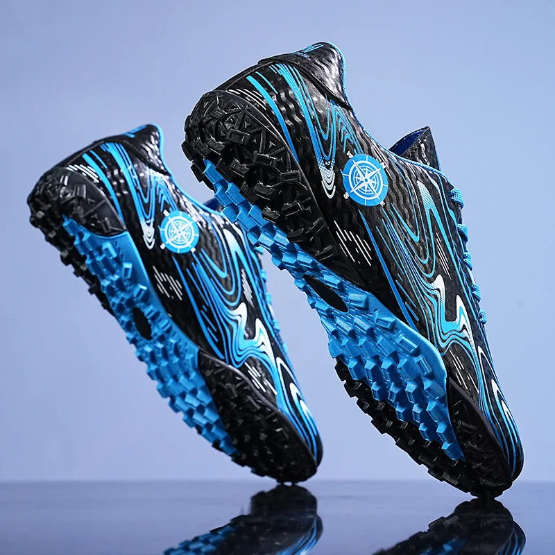 Men Soccer Shoes Professional Field Football Boots FG/TF Grass Training Futsal Soccer Sneakers Anti-Slip Ankle Cleats Shoes31-45