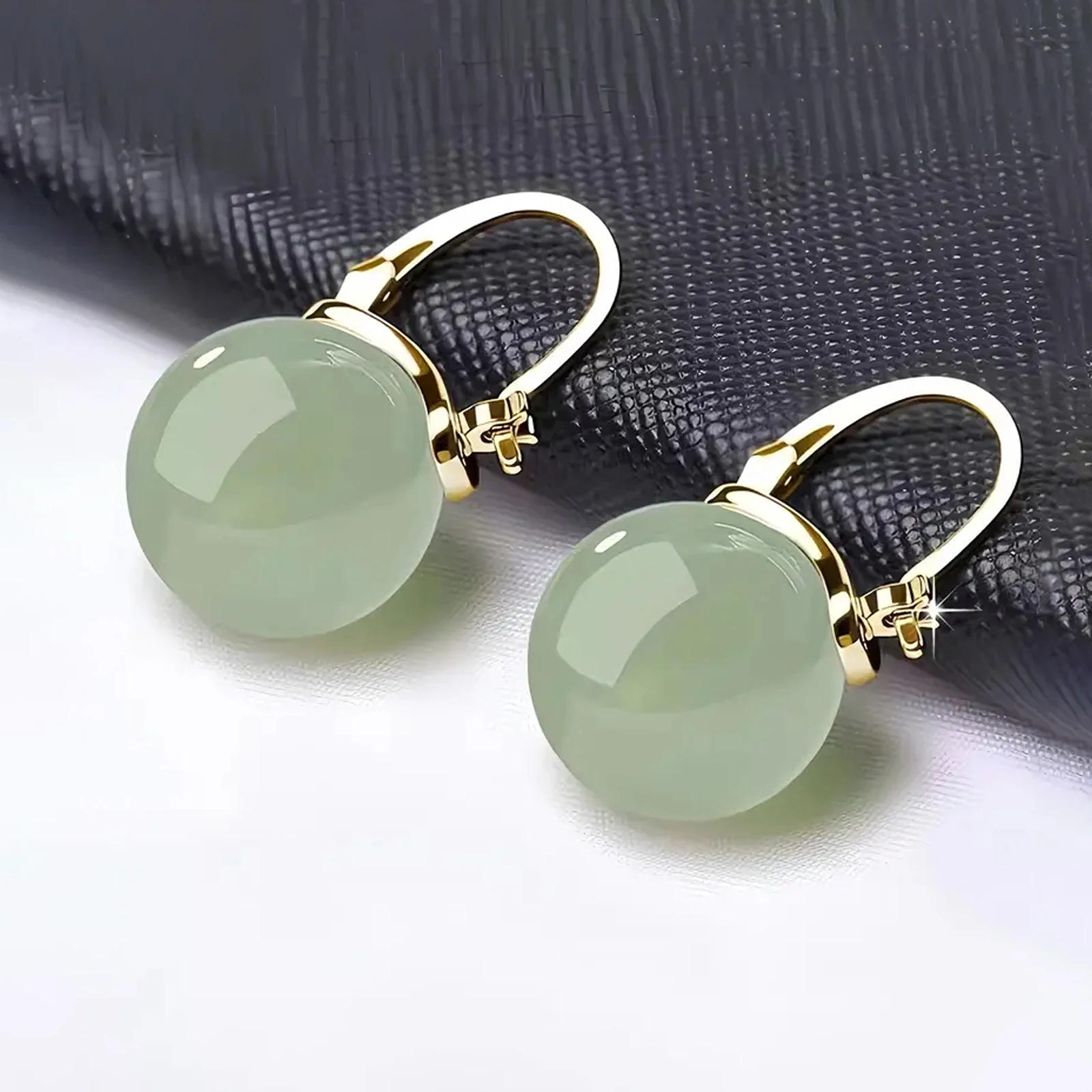 

3 Pairs or 2 Pairs Set Fashion and Exquisite Hoop Round Bead Earrings Set Suitable for Women's Daily Wear and Matching Clothes