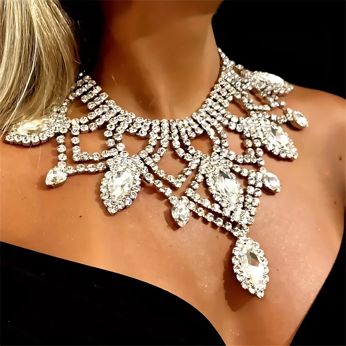 Sexy Shiny Droplet Rhinestone Necklace Fashion Exquisite Luxury Bridal Wedding Party Jewelry Necklace Accessories Versatile