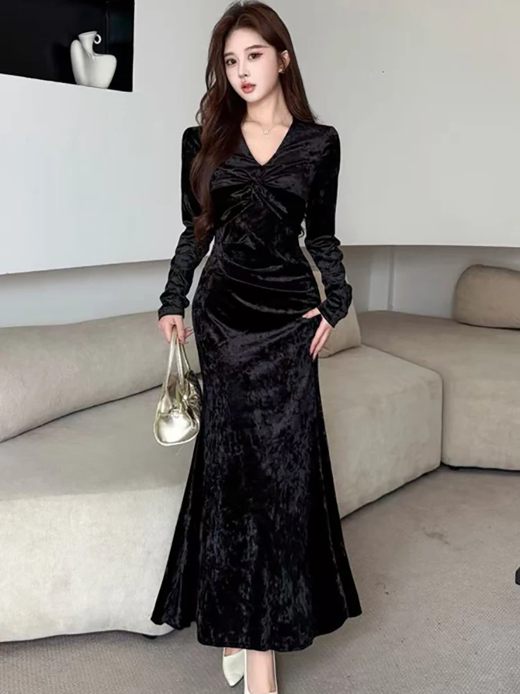 Damen-Maxikleid aus rotem Samt mit langen Ärmeln, plissiert, V-Ausschnitt, 2025, Vintage-Luxus-Abendkleid, Herbst-Winter, koreanisches elegantes Abendkleid