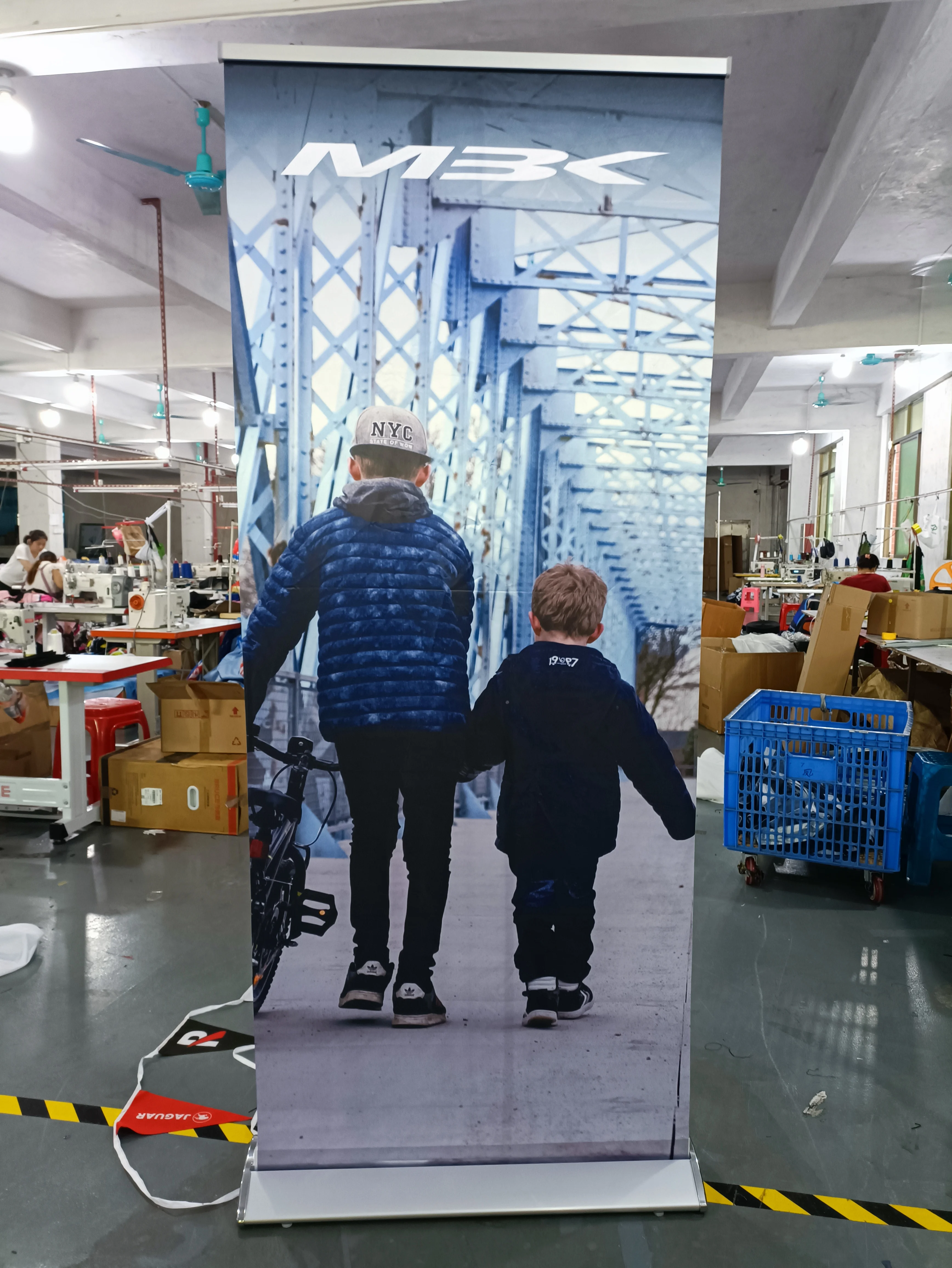 Custom Roll Up Banner 85x200cm Aluminum Retractable Stand Personalized Advertising Sign for Trade Show Shop & Office