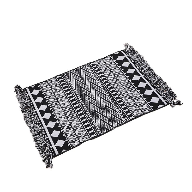 2026 Boho Style Bathroom Rug Runner 100% Woven Black Geometric Animal Print Reversible Cotton Weave Tassels Machine Madepromote