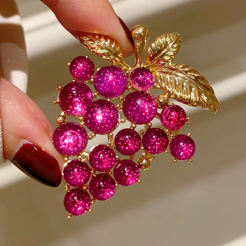 

CC Виноградные броши для женщин, булавки для пальто, аксессуары, роскошный кардиган, шаль, пряжки, элегантный свитер, корсаж B321