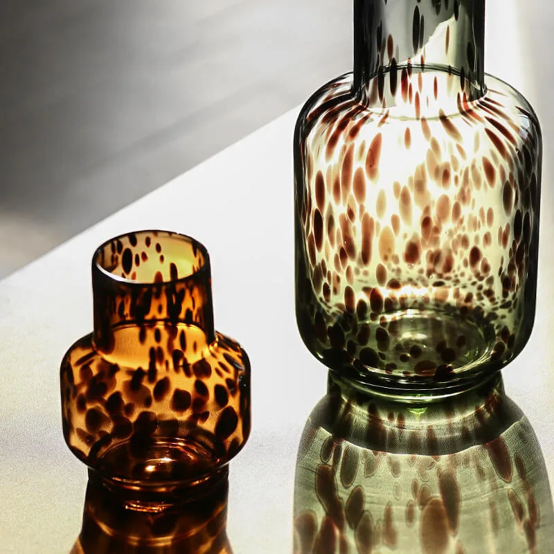 

PYJ retro style handmade leopard print spotted hawksbill colorful glass vase flower arrangement