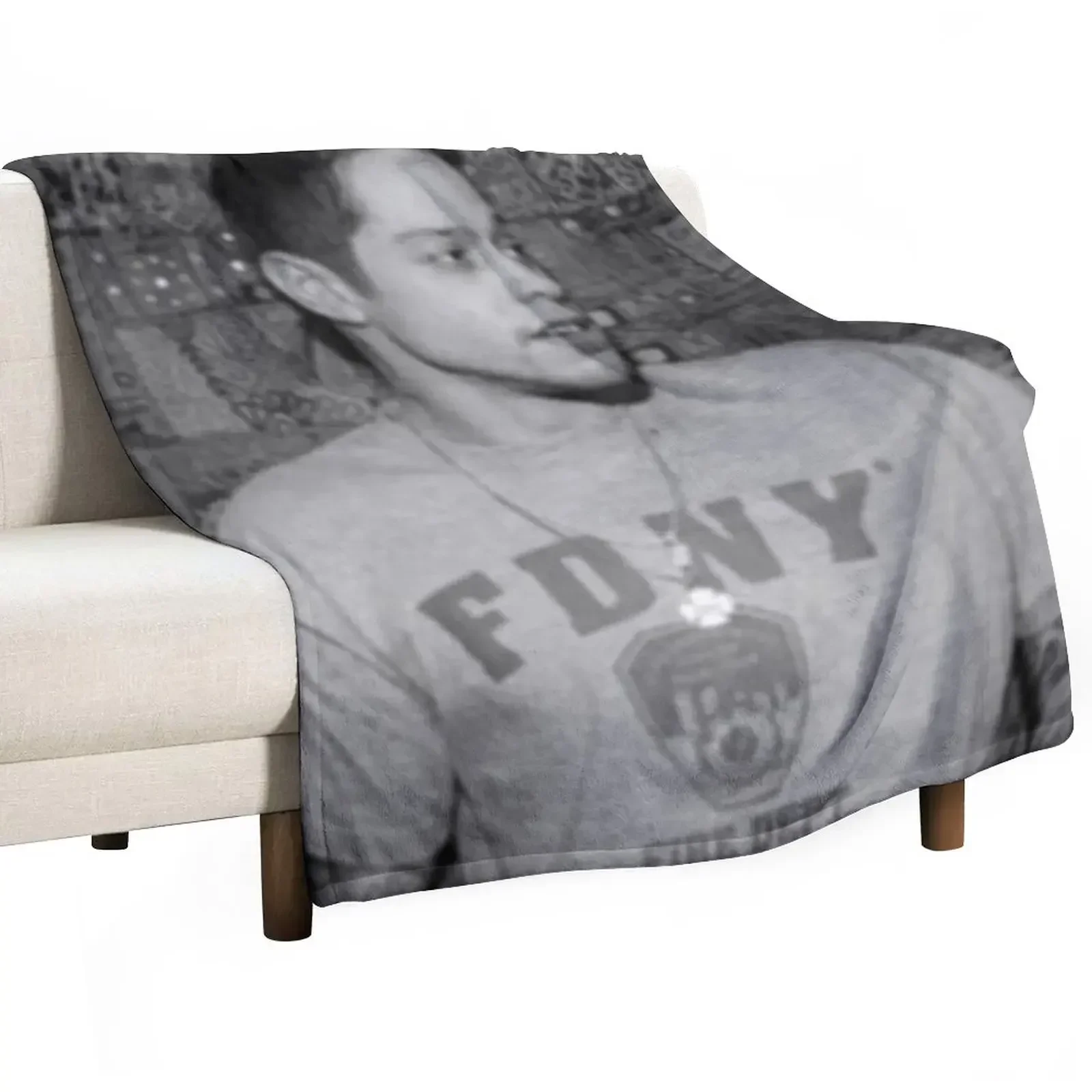 pete davidson fd Throw Blanket Blankets Sofas Of Decoration Thin Blankets