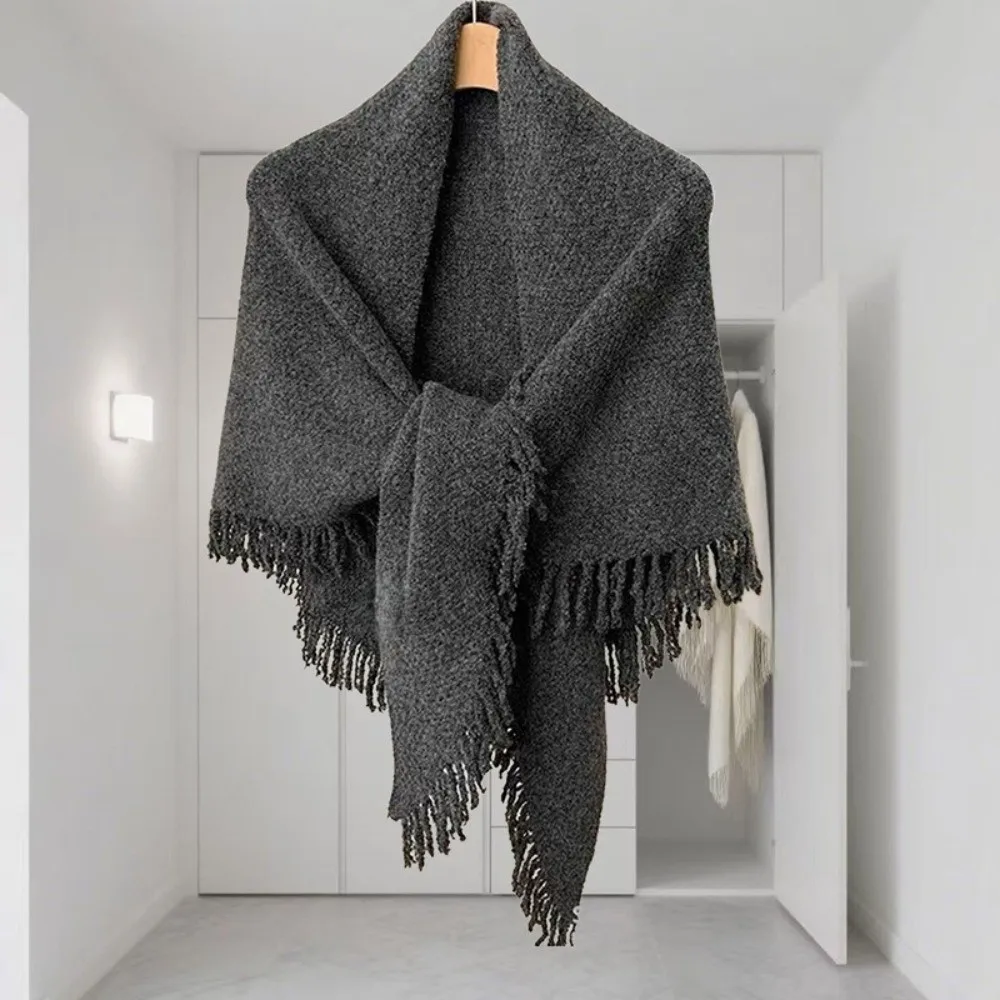 Chic Wool‑Blend Triangle Shawl Tassel Multi-color Neck Warmer Decorative Solid Color Wrap Shawl Fall Winter
