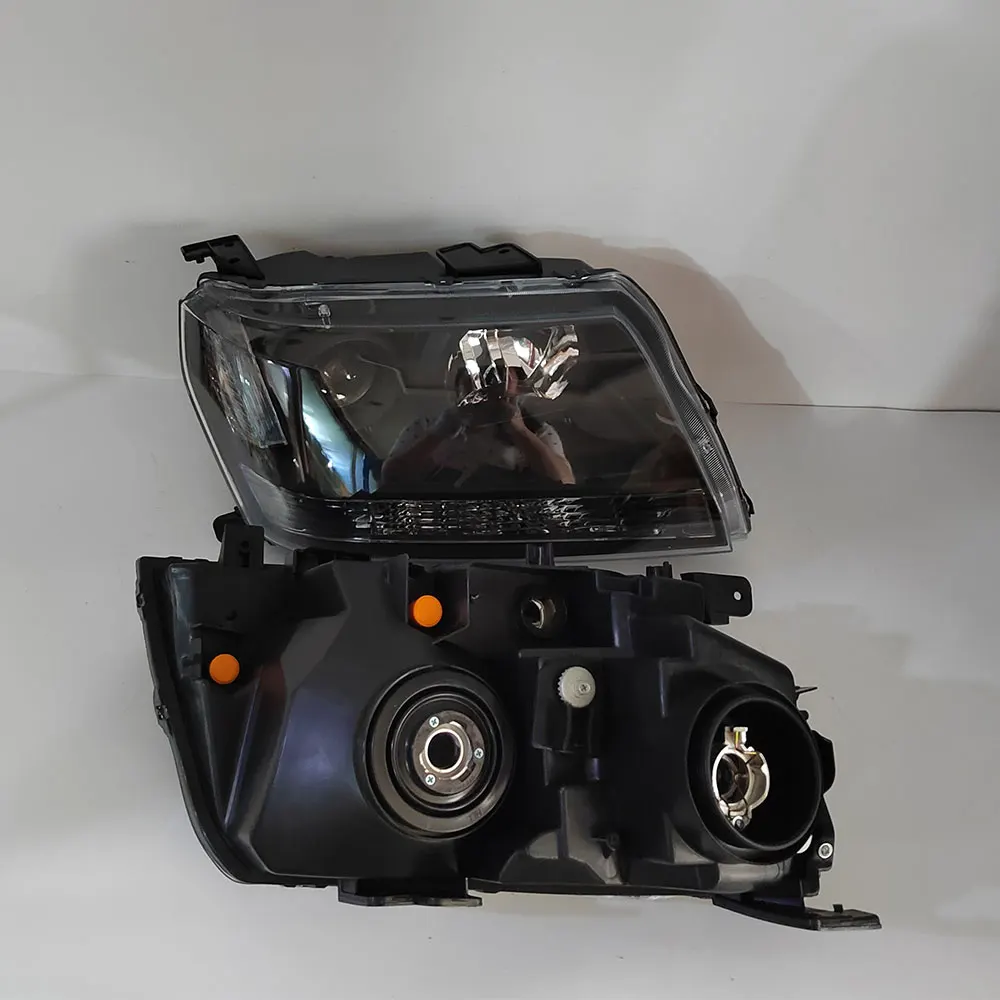 A Pair Car Headlight 35320 65JB2 For Suzuki Grand Vitara Escudo