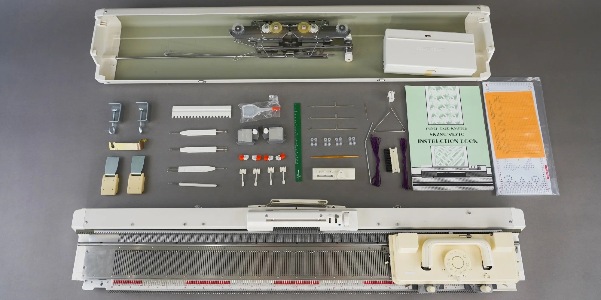 Knitting Machine SK280 Standard Gauge 5.6G Home Use Weaving Hand-Driven Knitting Machine Brand New