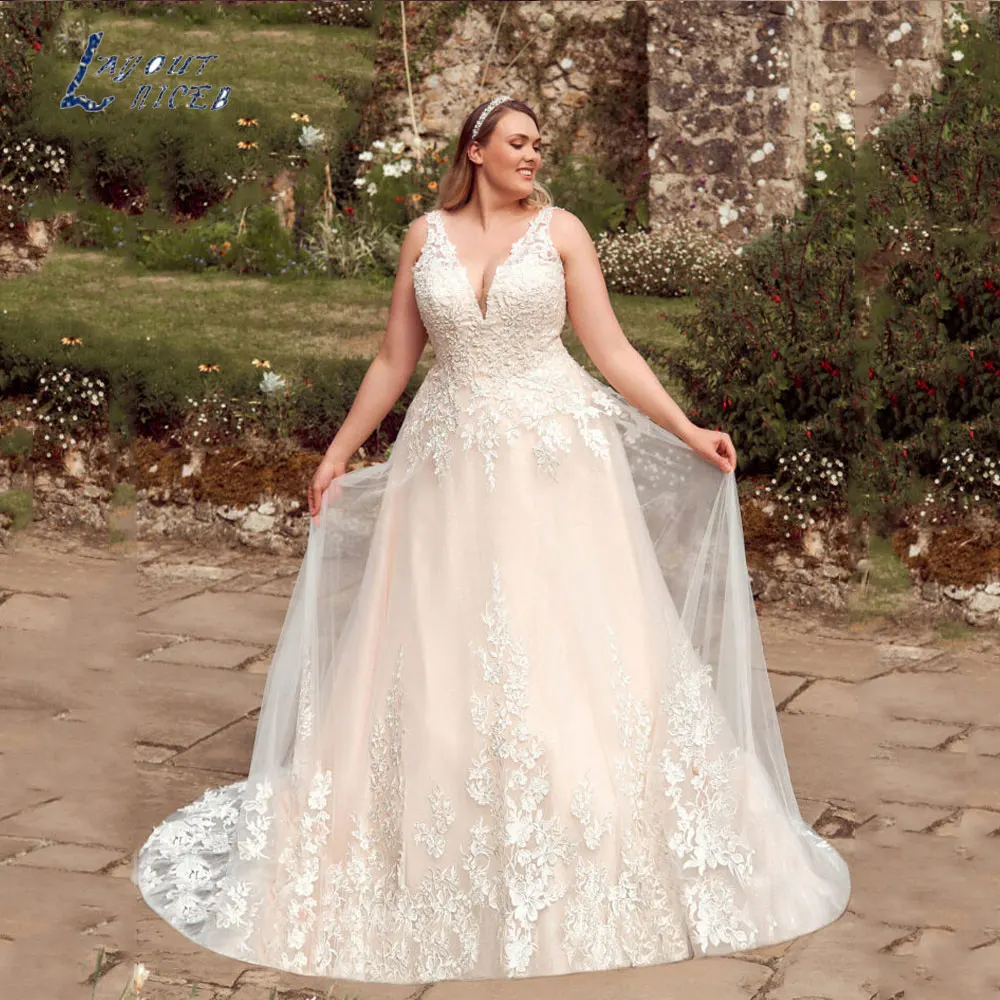 LAYOUT NICEB Classic Plus Size Vestidos De Casamento Em V-Neck 2024 Sexy Sem Mangas A Linha De Noiva Vestidos Apliques Tulle Vestidos De NoviaLAYOUT NICEB Clássico Plus Size V-Neck Vestidos de Noiva 2024 Sexy Sem Manga