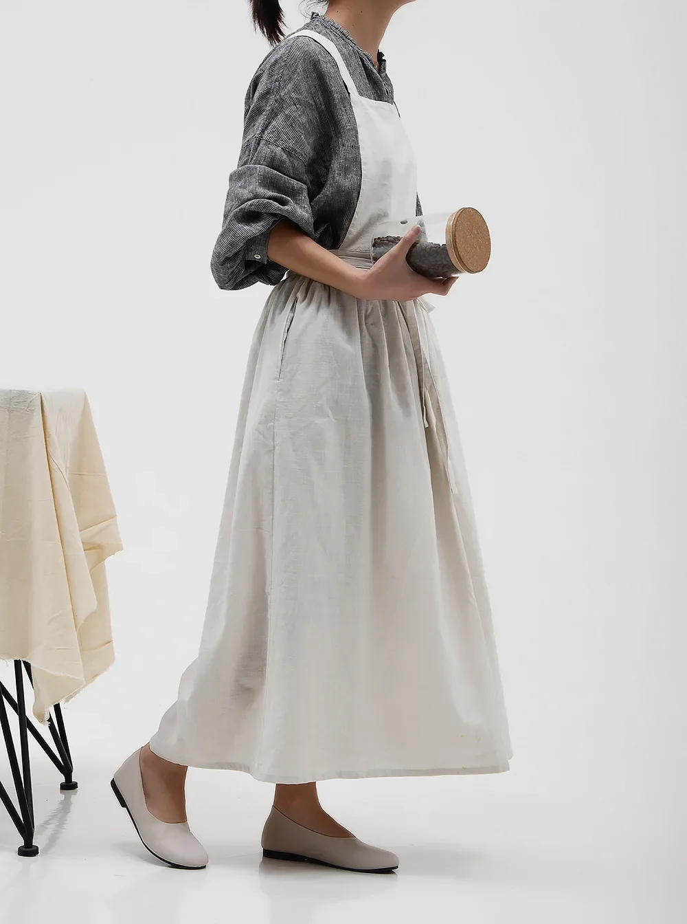 

X Back Pinafore Kitchen Garden Florist Work Clothes Bib Dress Cotton Apron Japanese and Korean Fashion Cafes Roasting Bakery
