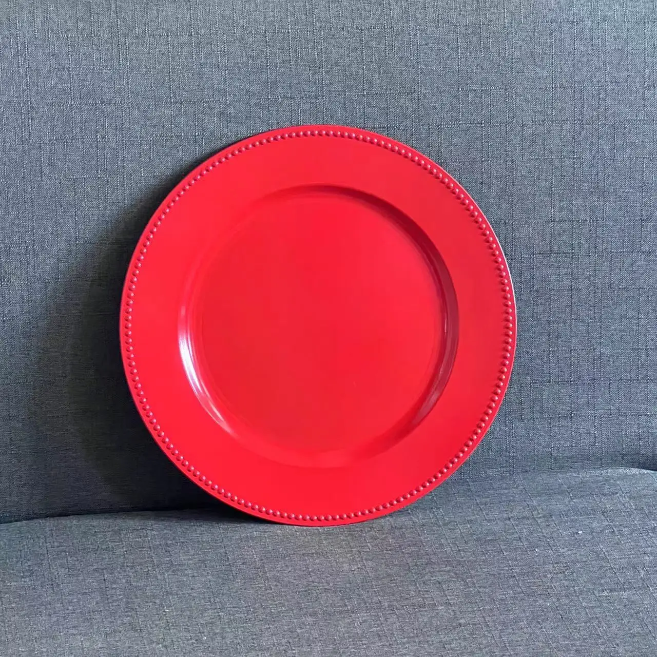 50pcs/Bag 13inch  Red Plastic Wedding  Serving Dishes Set Charger Plates Dinner For Hotel Supplies Table Decor Coaster  GRP023