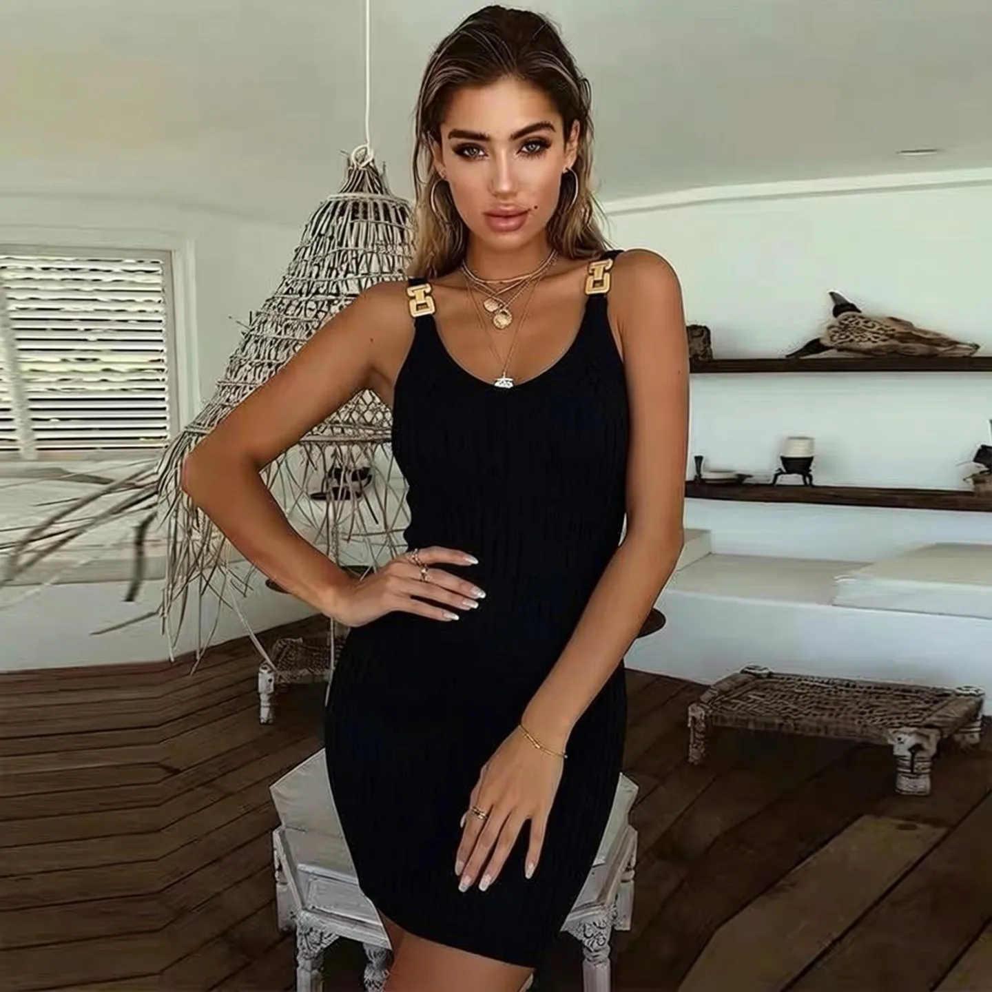 YuooMuoo Chic Mode 2026 Sommer Spaghetti-trägern Mini Kleid Frauen V-ausschnitt Rippen Gestrickte Kleid Streetwear Dame Outfits Vestidos