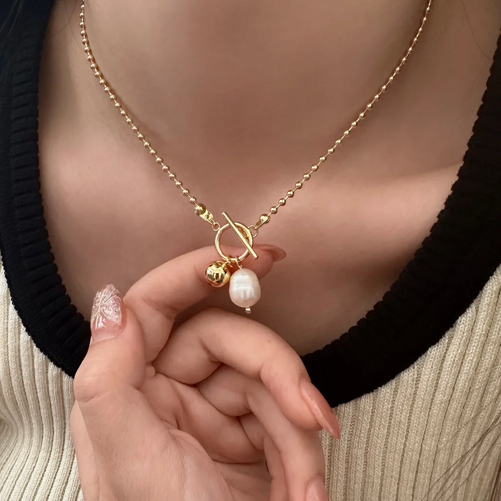 

Vintage Alien Irregular Baroque Pearl Pendant Necklace for Women Minimalist OT Buckle Stainless Steel Necklace Charm Jewelry