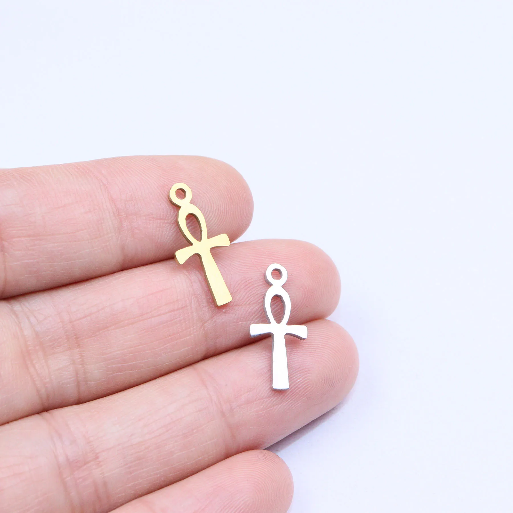 10 Stück Edelstahl glänzendes Kreuz Schmuck Charms Anhänger DIY Handwerk wasserdicht antiallergisch