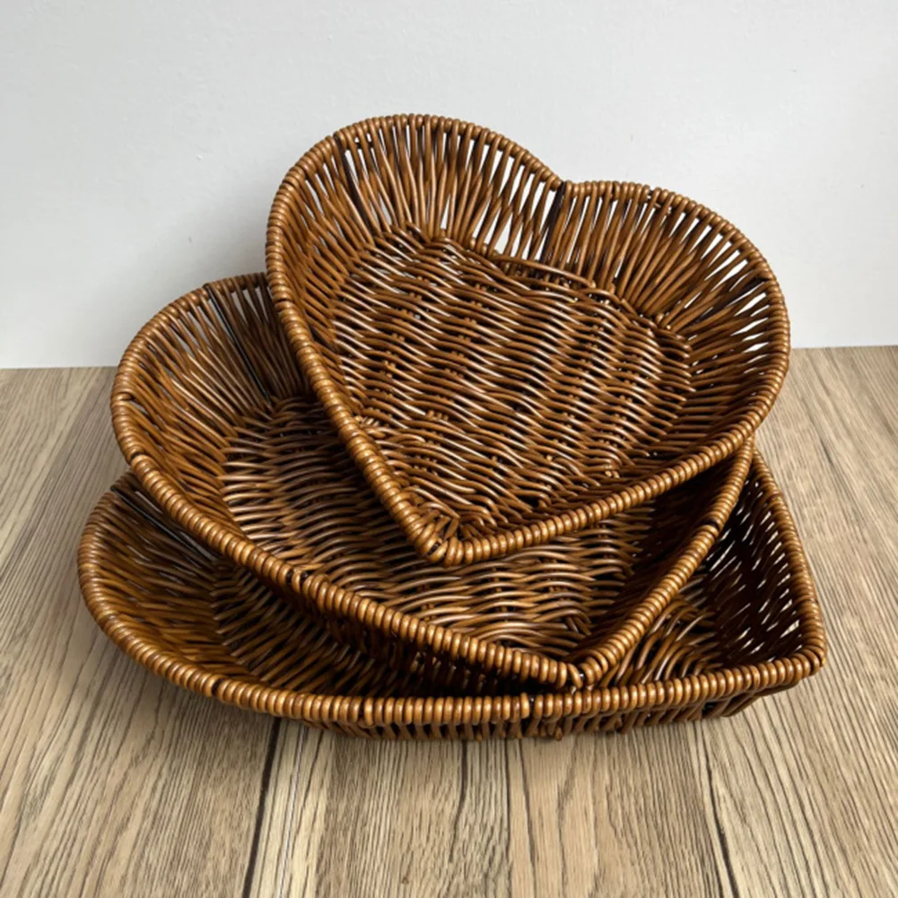 Heart-Shaped Woven Storage Basket Multi-Uses Simulation Rattan Desktop Baskets For Bread Fruit Restaurant   JJ2917