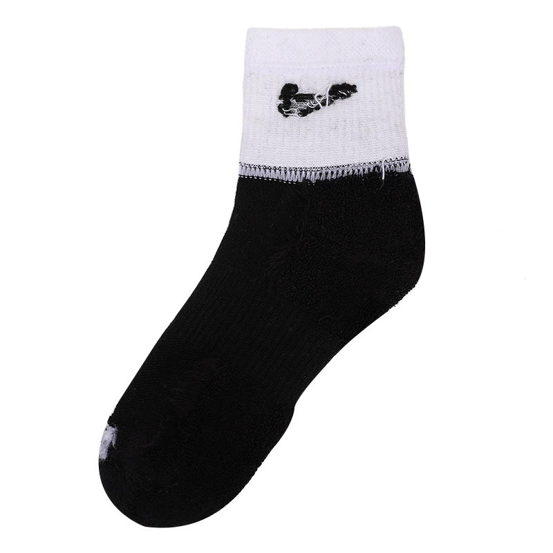 Nike Men's and Women's Socks for Fitness Training, Running, Exercise, Soft, Comfortable, Breathable Casual Socks, Mid-Calf Socks view 3