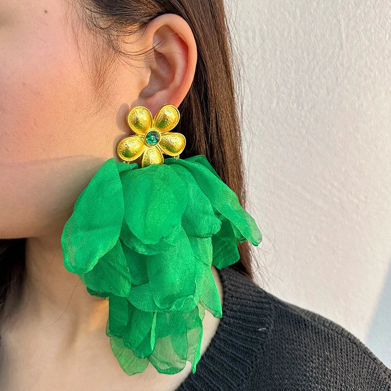 New 2023  Jewellery Trendy Accessories for Women Exaggerated Earring Classic Flower Jewelry Korean Style Vintage Charm Earrings