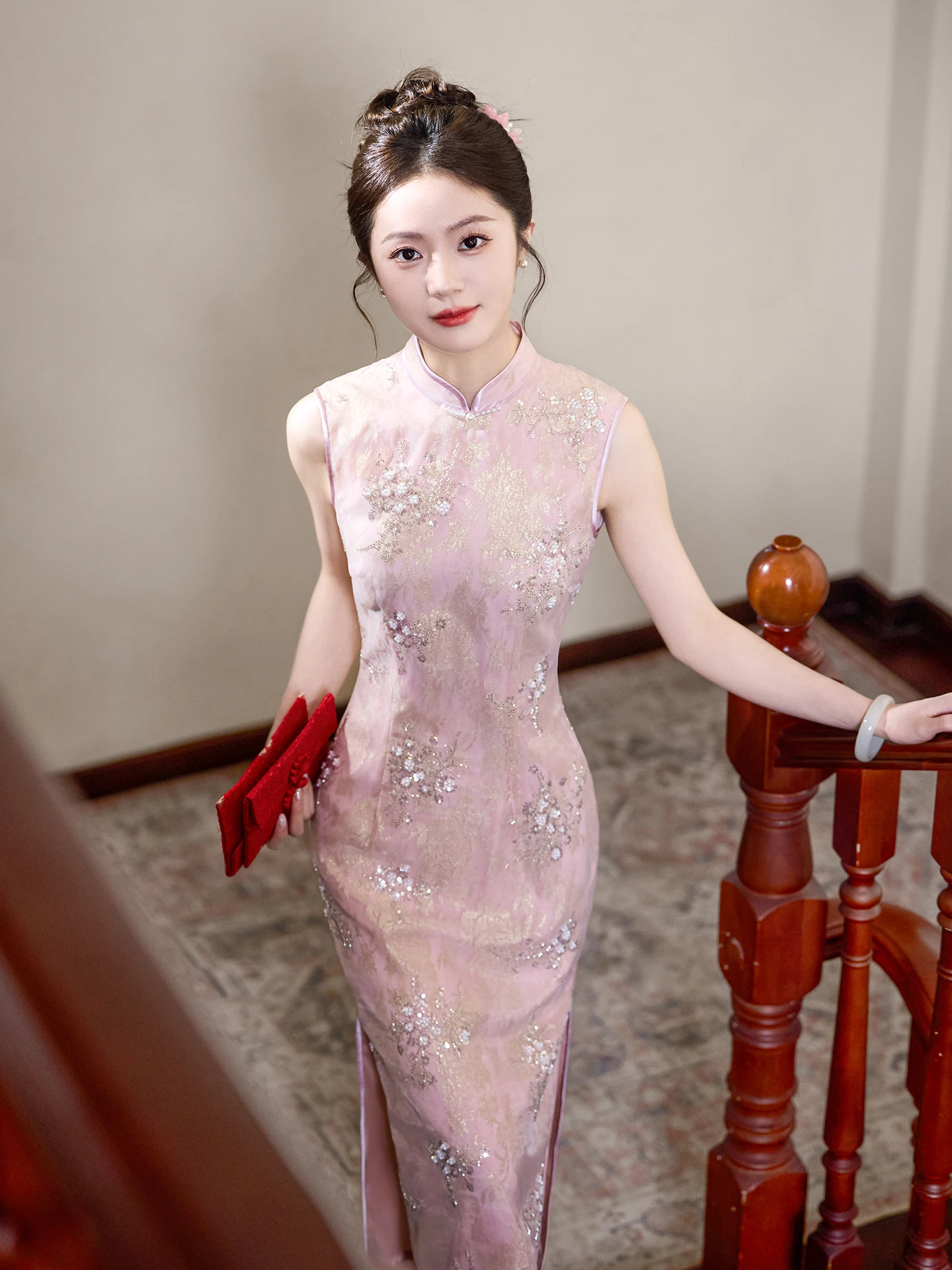 

Розовое свадебное платье для молодой невесты 2026: Новое, ретро, длинное, с низким разрезом, без рукавов, с цветочным узором, из полиэфирного волокна