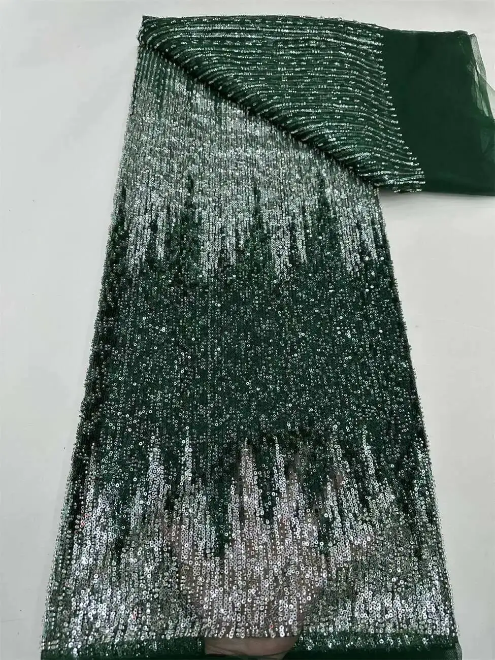 

Newly Designed Embroidered African Beaded Lace Fabric 2025 High Quality French Nigerian Groom Net Lace Fabric Party Dress