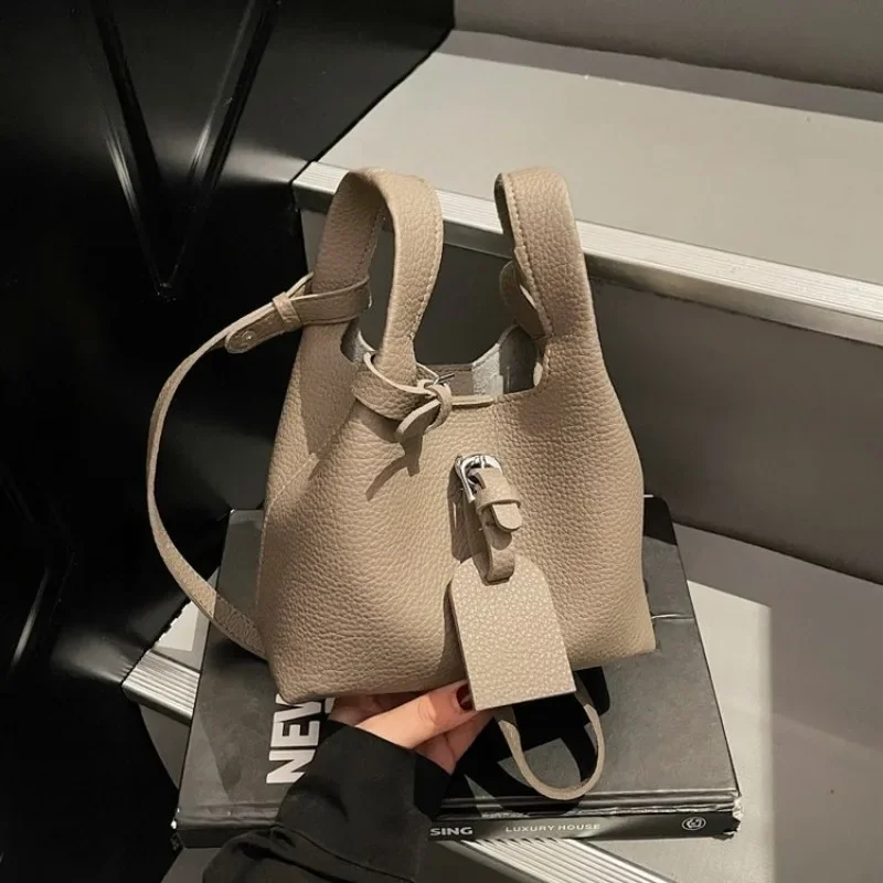 

Designer Crossbody Bag Leather Tote For Ladies Luxury Elegant Diaper Bag Large Capacity Stylish Messenger Handbag