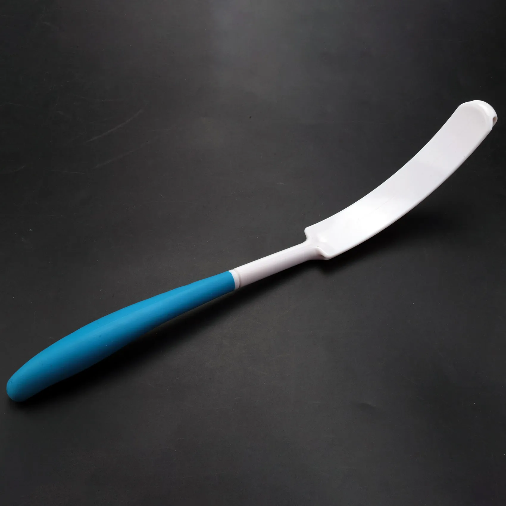 فرشاة استحمام خلفية ABNG فرشاة استحمام سهلة الوصول مع مقبض غير قابل للانزلاق فرشاة استحمام منحنية طويلة مناسبة للاستحمام لكبار السن