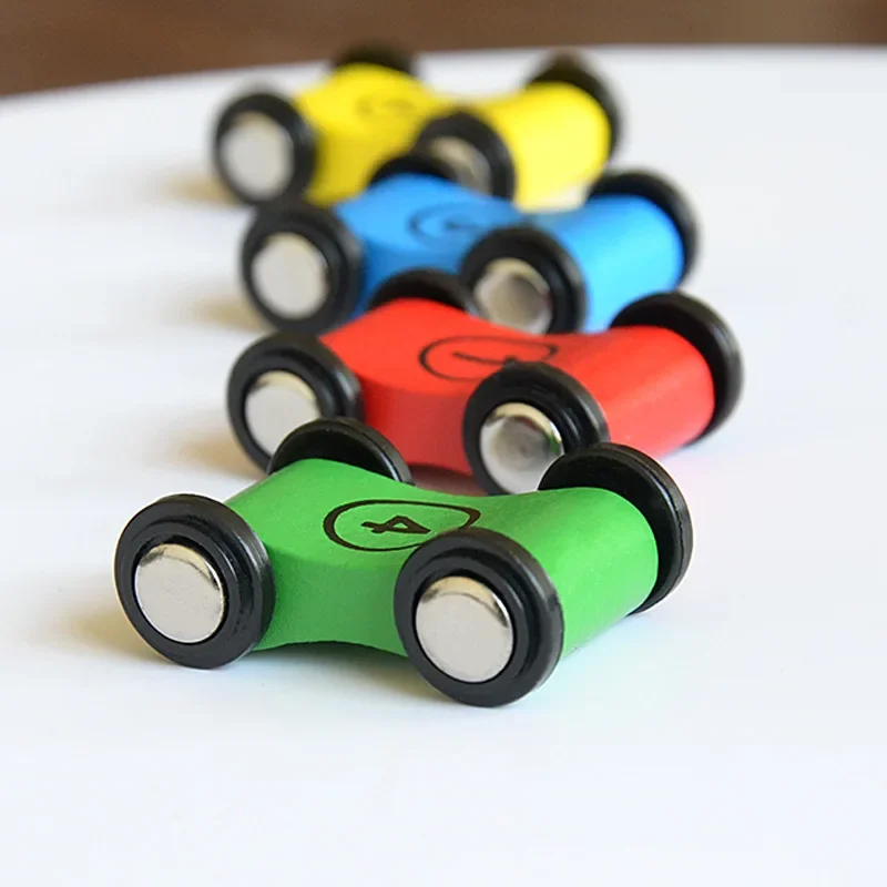 Scivolo di velocità in legno Tirare indietro Mini numeri Auto Puzzle per la prima educazione dei bambini Tracce colorate Giochi da tavolo scorrevoli Giocattoli