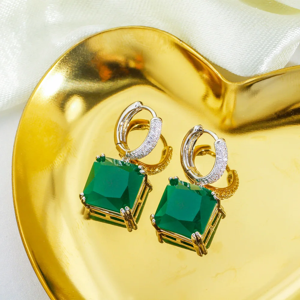 CWWZircons Vintage Princess Cut Emerald Drop Earrrings for Women Party Green Cubic Zircon Huggie Hoop Female Jewelry Gifts E0854