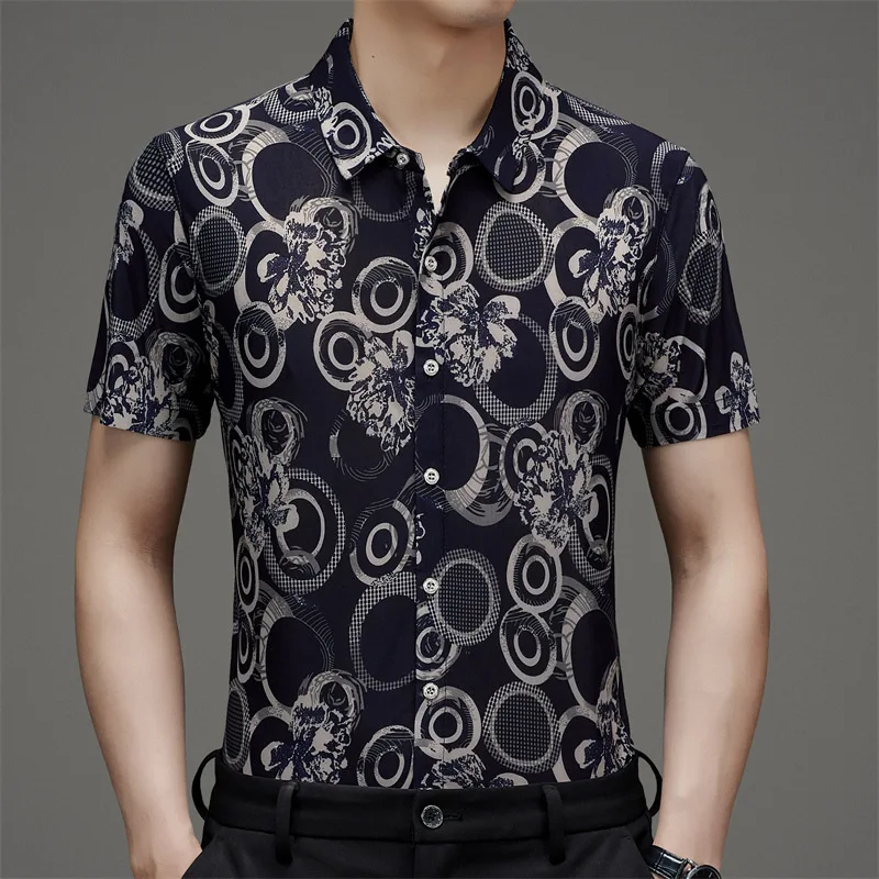 

Summer New Middle aged Men's Ice Silk Short sleeved Flower Shirt Men's Fragmented Flower Shirt Loose and Thin Dad's Jacquard