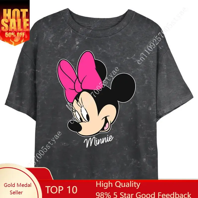 

Junior's Mickey Friends Minnie Mouse Portrait T-Shirt