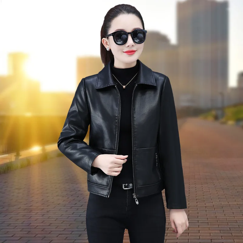 春秋の女性の模造革ジャケット新しいラペルジッパーショートジャケット冬のベルベット暖かい PU レザーコート女性の上着