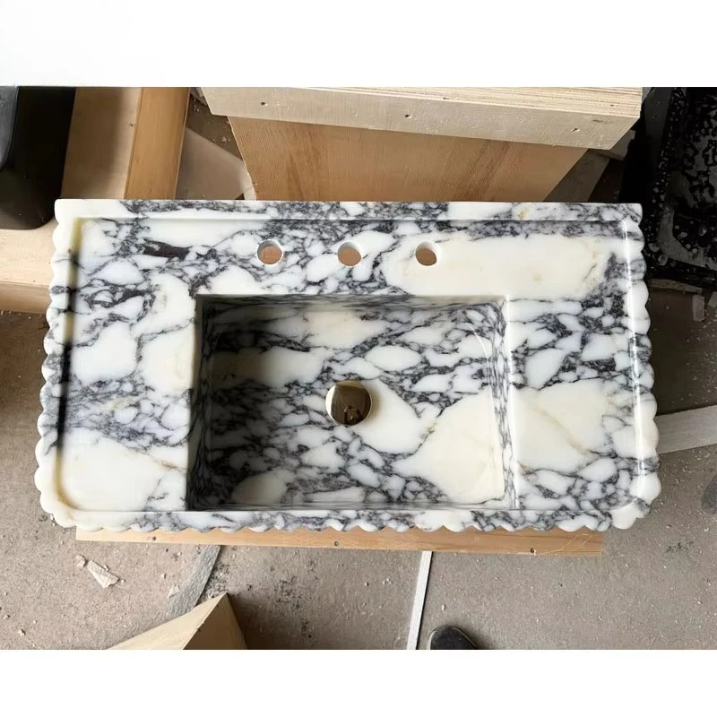 

Modern White Marble Fluted Basins and Vanity Units for Luxury Residences and Estates