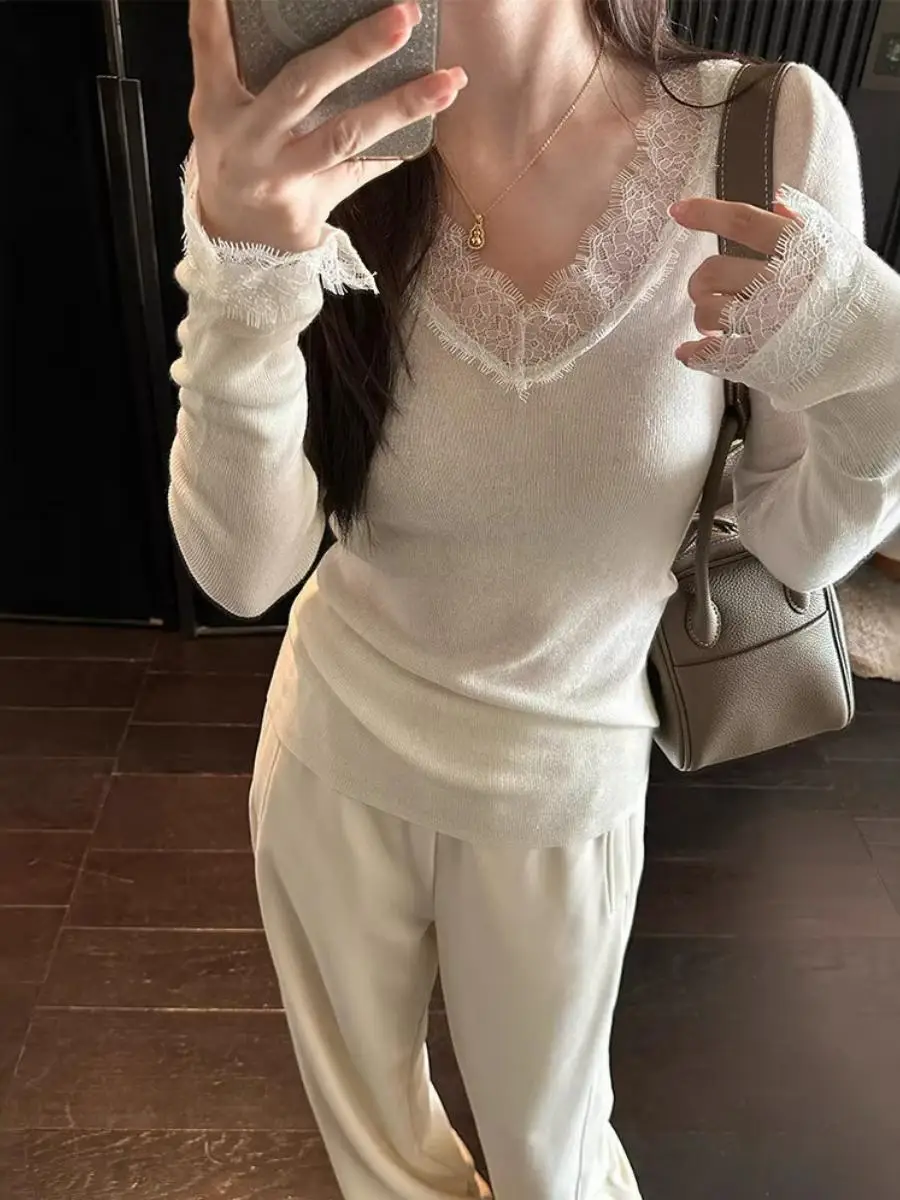 

Dongda Gate Lace Splice Knitted Sweater Women's Slim Fit Long Sleeve V-Neck Soft Style Inner Wear Casual Fashion Spring 2026