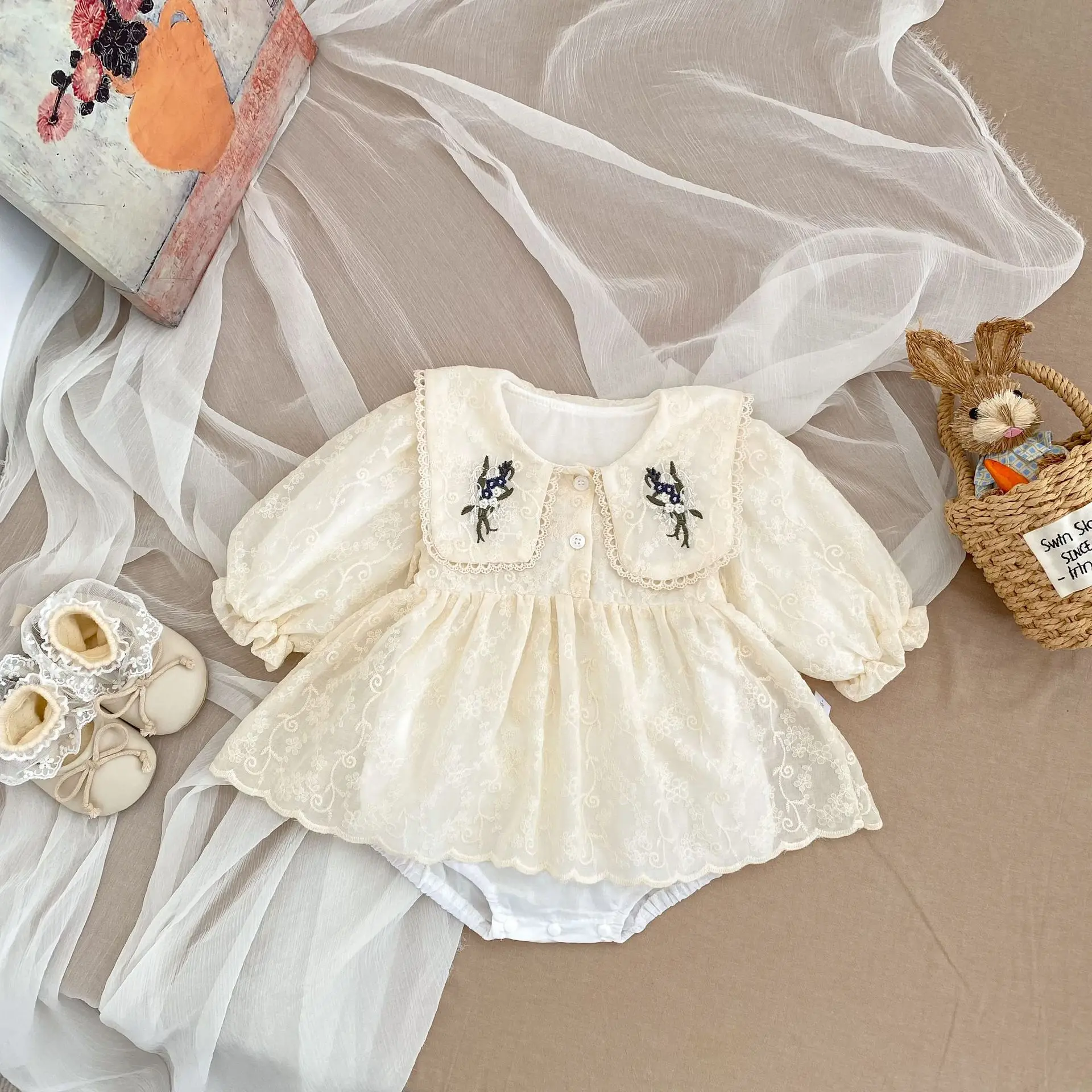 Fall Baby Girls Lace Romper Dress Embroidered Collar Baby Bodysuits And One-pieces Birthday Princess Dress Newborn Baby Clothes