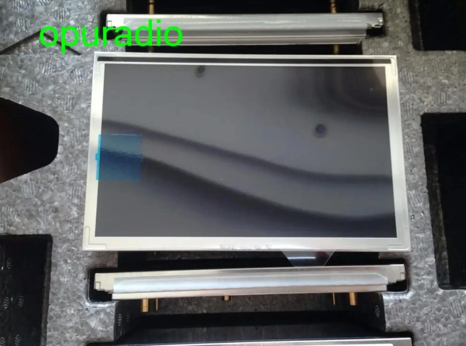 Großhandel 7-Zoll-LCD-Display LB070WV3(SD)(02) LB070WV3-SD02 Bildschirm für Mercedes Benz W204 E260 Auto GPS-Navigation Audio 2 Stück – Detail 5