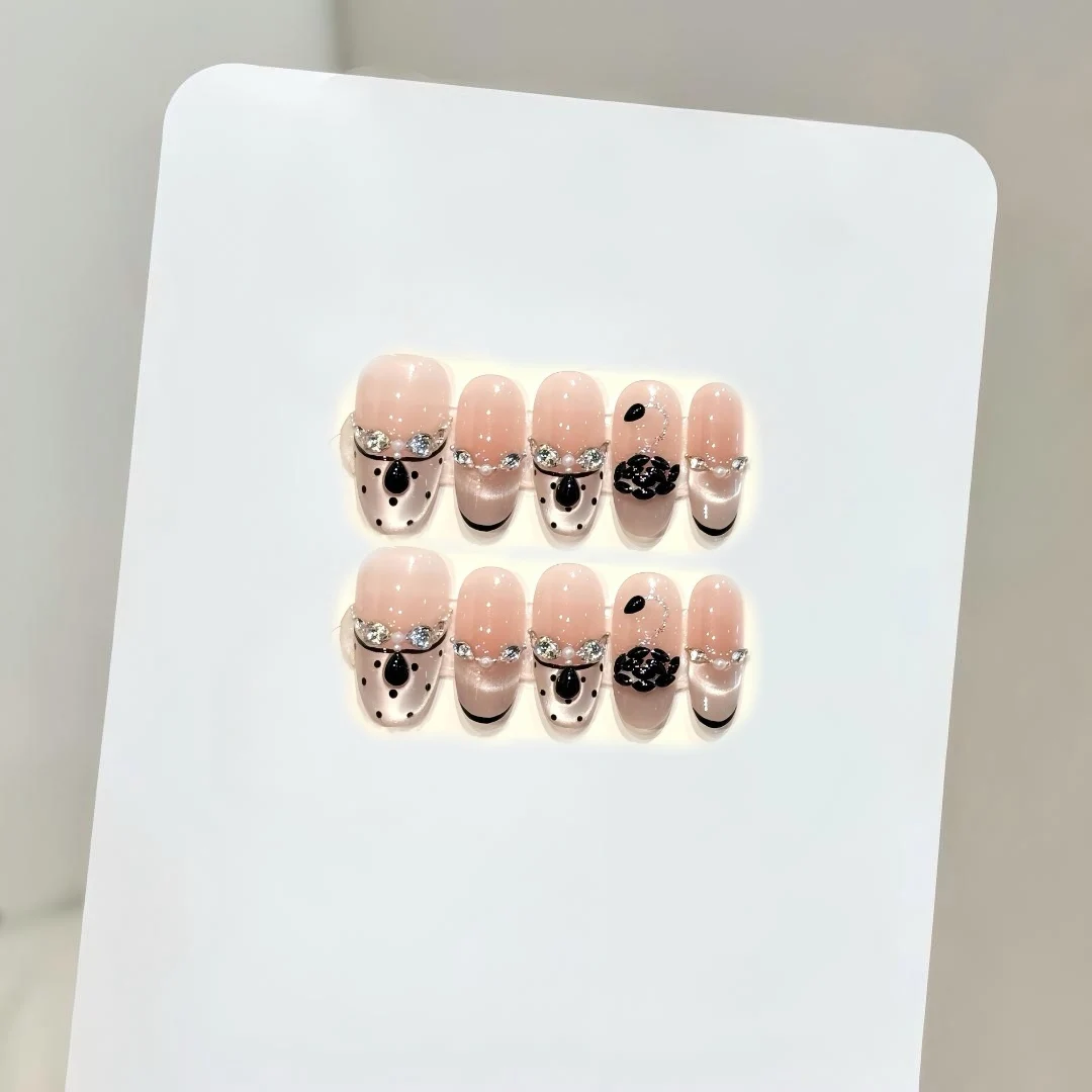 10pcs Handmade Fake Nails Middle Oval Ink-drilled sweet berries Press On Nails  False Nails French Powder penetration design
