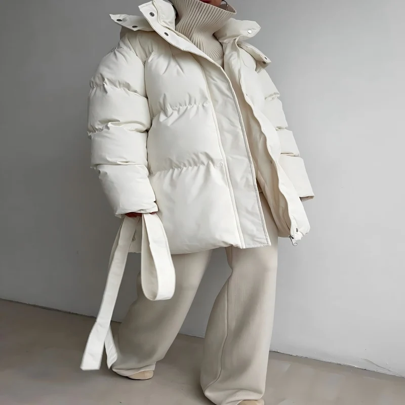 Рисунок 5 - Женское коричневое хлопковое пальто с капюшоном