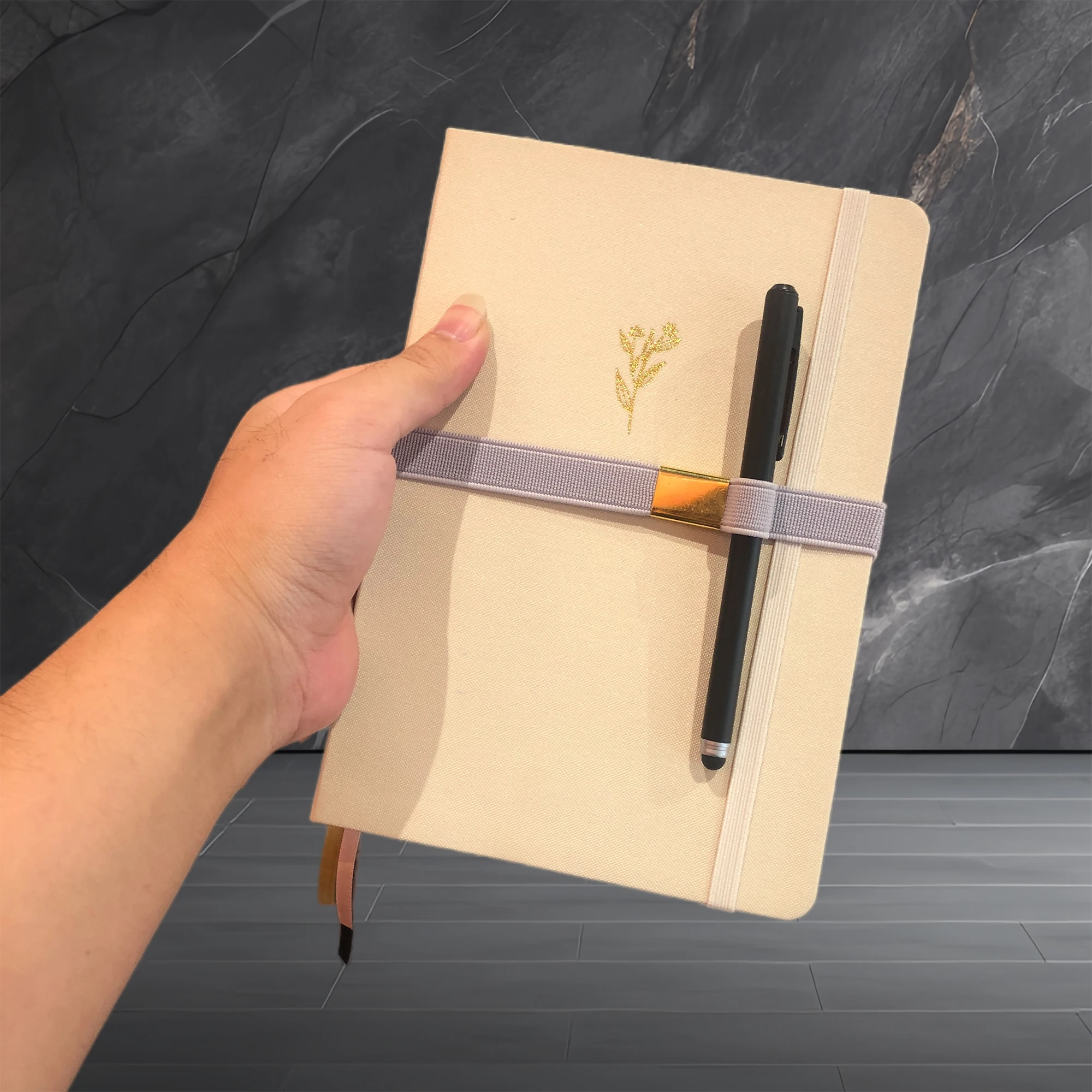 1 x Stifthalter mit elastischem Band und goldfarbener Metallschnalle für Notizbuch, Bücher lesen, Planer, Tagebücher, Zeichenskizze – Detail 8