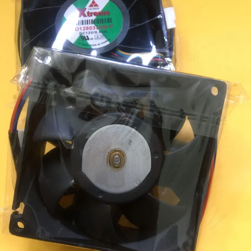 TT  Y.S TECH FD128032HB-P FAN 12V 0.80A 8032 4pin Cooling fan
