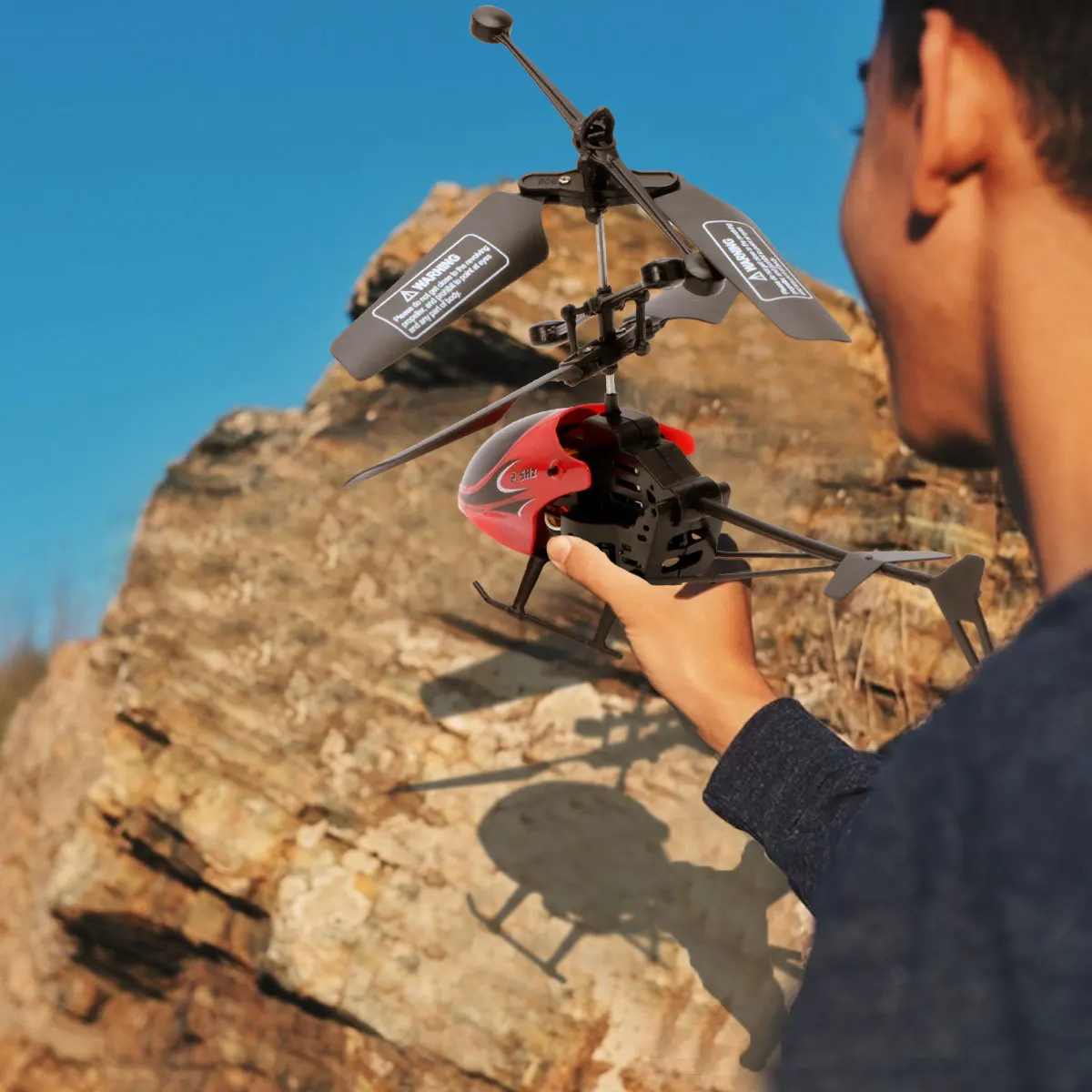 Rc 901 Mini Helicóptero Micro 2 Canais LED Luz Estável Tempo de Voo Aeronave de Controle Remoto para Iniciantes