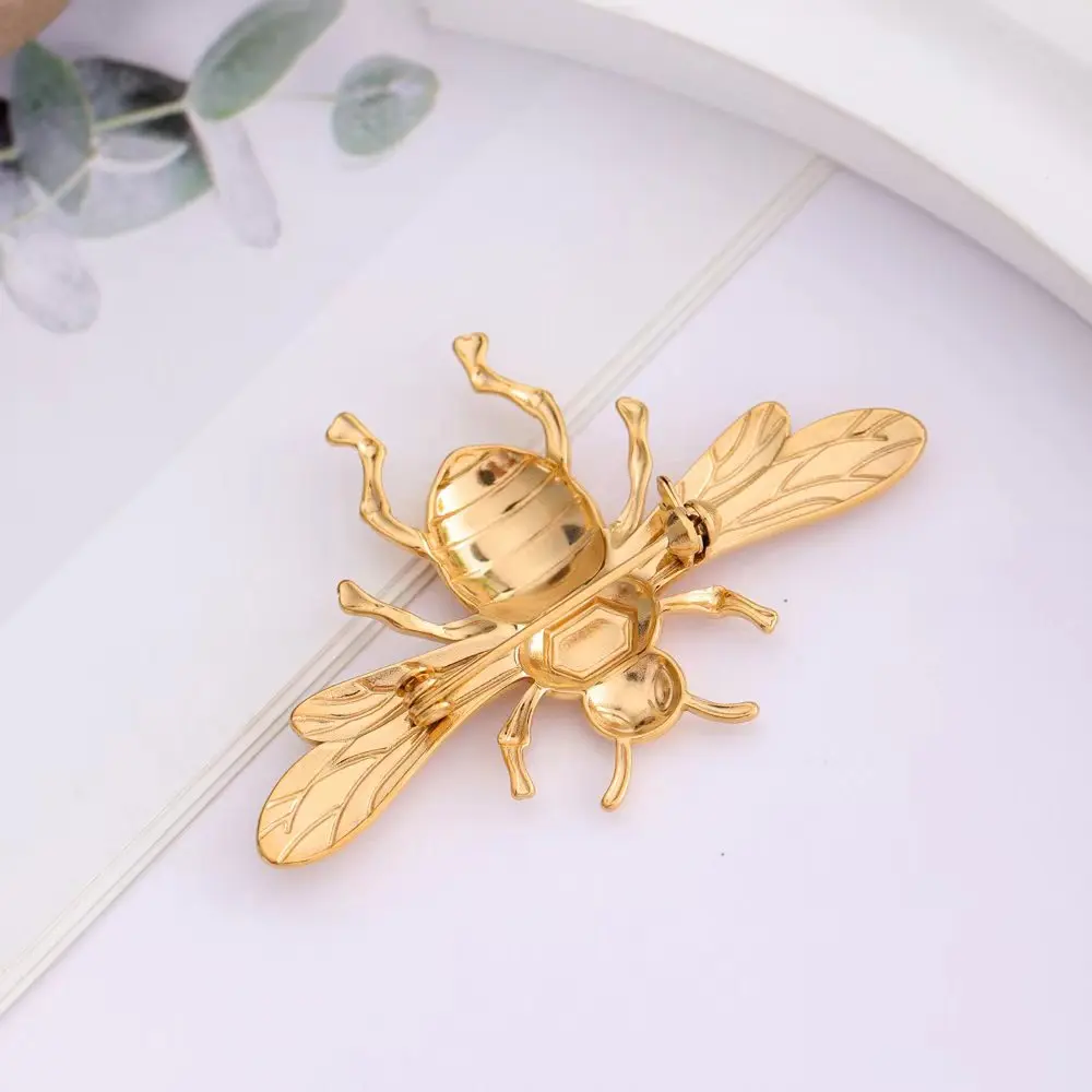 New Fashionable Luxury Design Bumblebee Brooch for Women, Exquisite, Versatile Coat, Sweater Accessories