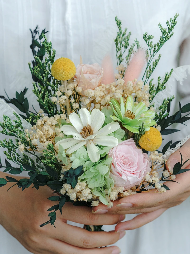 Preserved Fresh Eucalyptus Hydrangea Eternelle Rose Babys Breath Dried Flower Bouquet for Flower Arrangements Wedding Home Decor