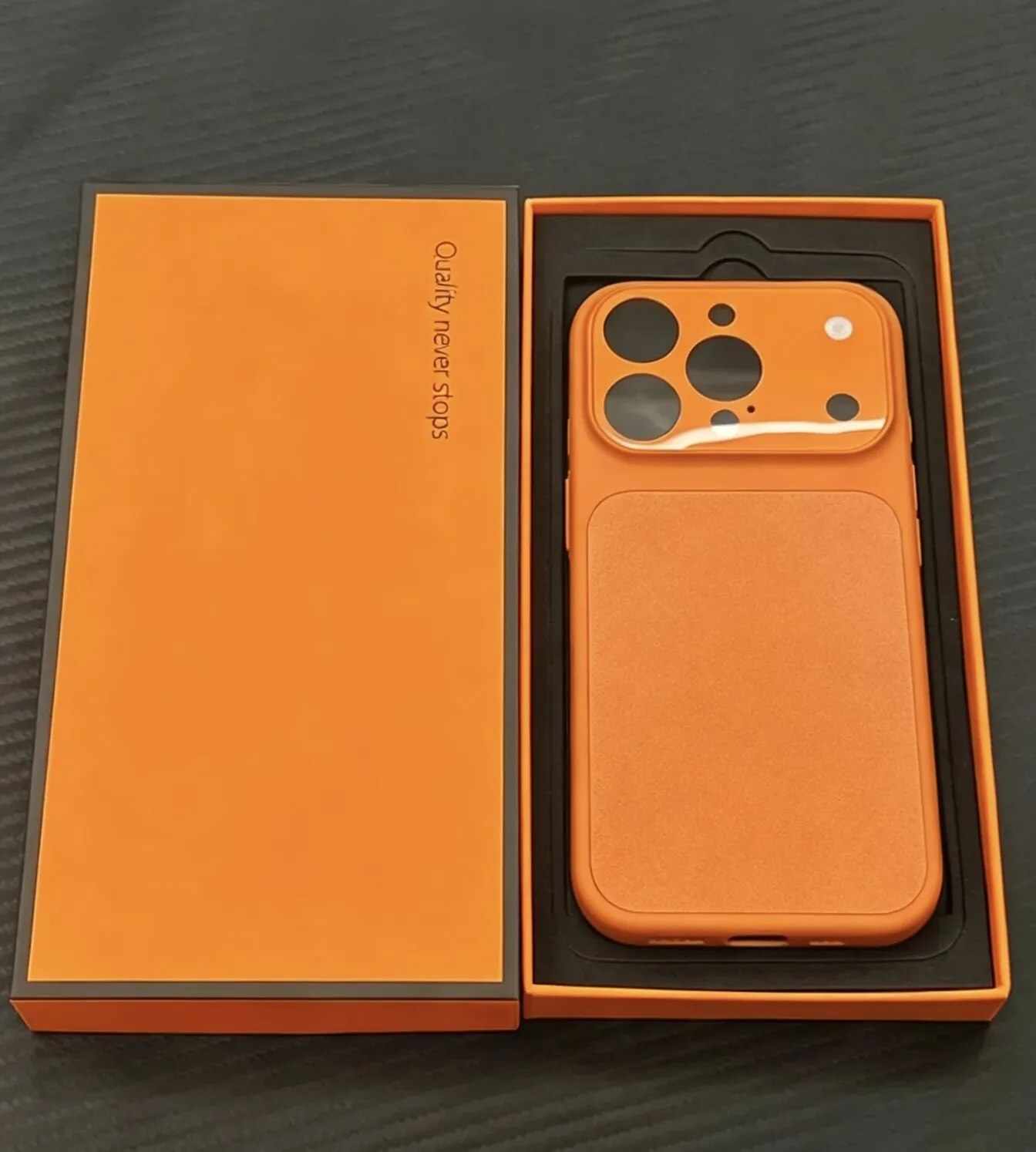 Suitable for iPhone 17 New minimalist, premium matte case.
