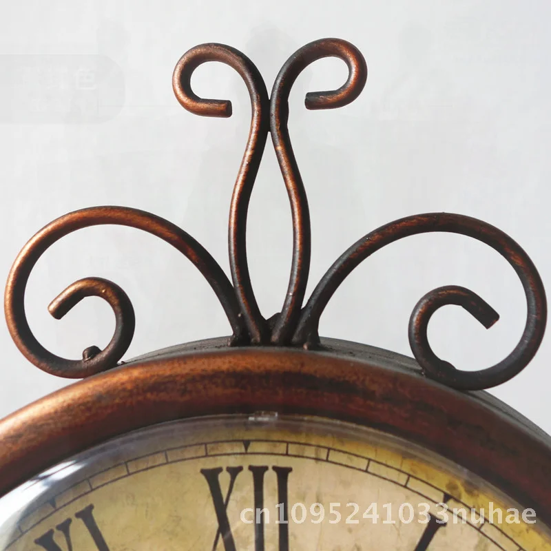 

Retro Steampunk Imitation Copper Wrought Iron Table Clock Silent Bedroom Decorative round Shape Pointer Number Metal 10inch