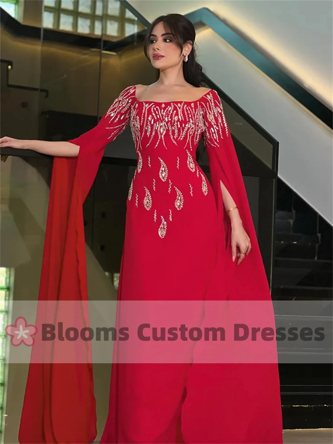 Blooms Red Vintage Square Neck Prom Gowns Women\'s Beaded Crystal Evening Gown Long Sleeves Chiffon Saudi Formal Occasion Dress