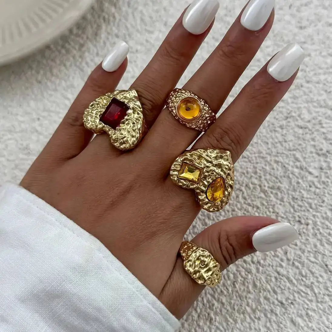 IngeSight.Z 4Pcs/Set  Punk Luxury Rhinestone Love Heart Rings for Women Irregular Adjustable Open Rings Party Charm Jewelry Gift
