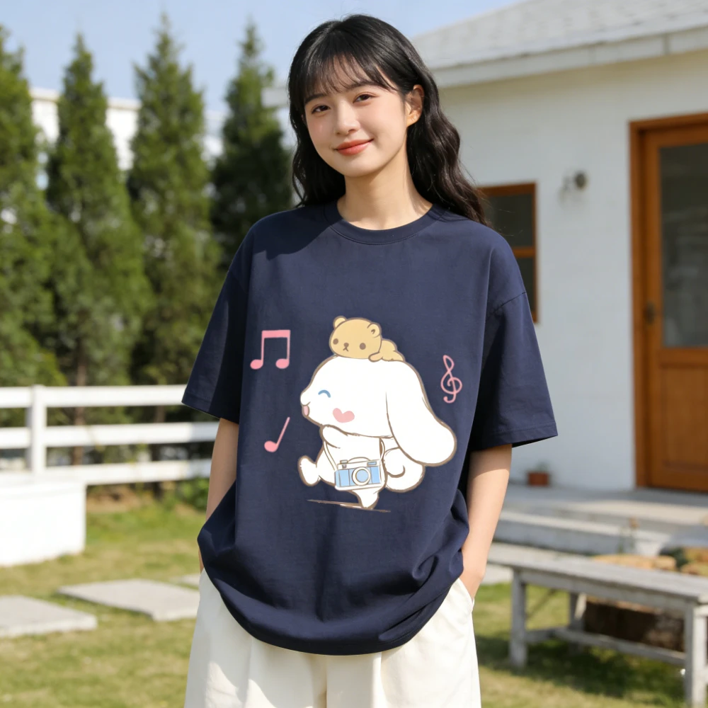 

Новая футболка с принтом Cinnamoroll Music Camera 2026 года, семейные комплекты, повседневные футболки с коротким рукавом для женщин, мужчин и детей